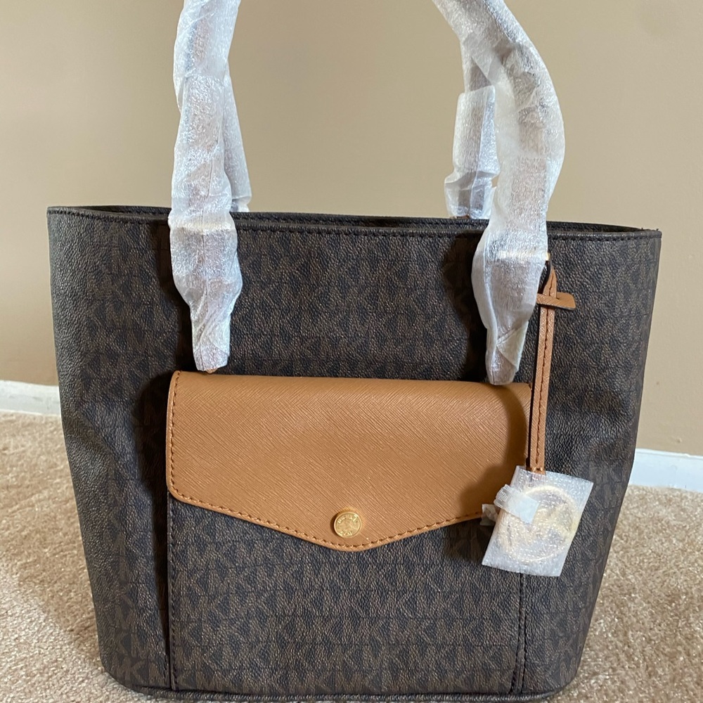 Michael Kors Jet Set Item- Medium Brown Tote
